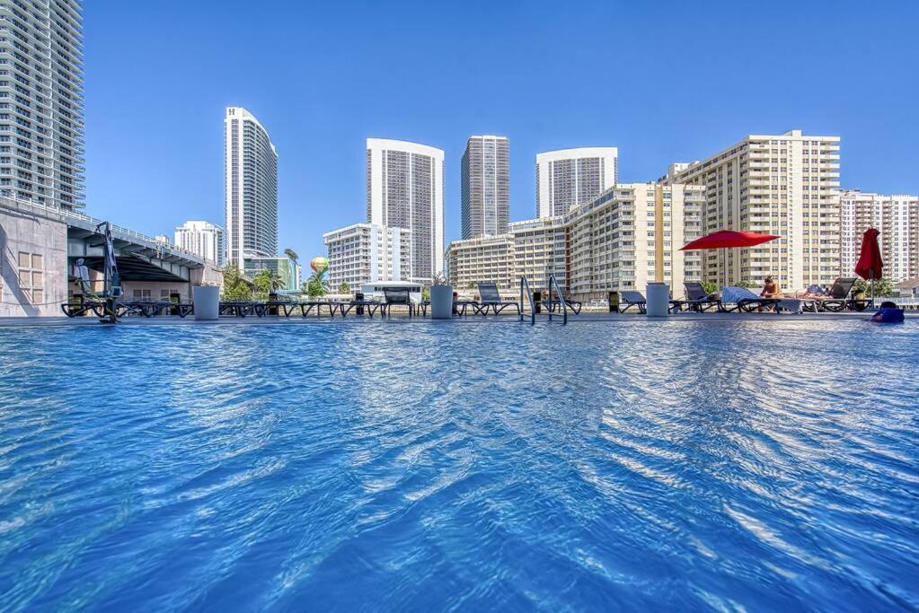 High-Floor Oceanview Apartment Hallandale Beach Exteriör bild